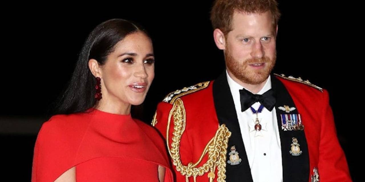 Prens Harry ve eşi Meghan Markle kraliyet soyadını değiştiriyor