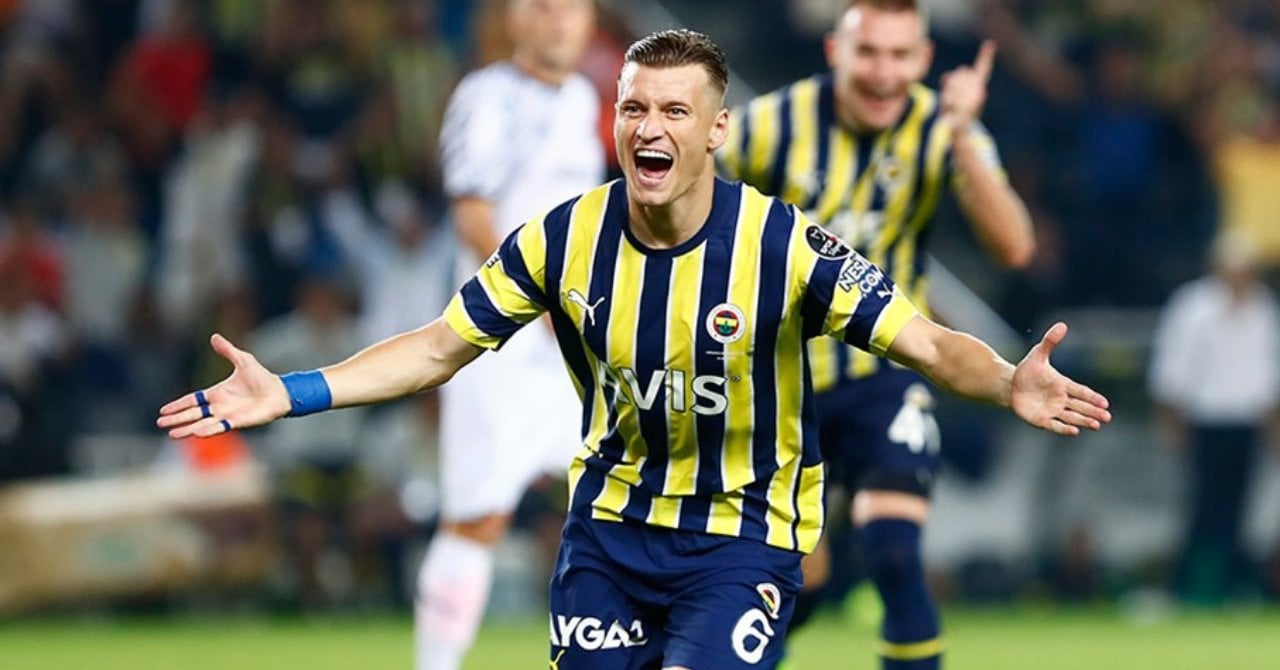 Fenerbahçe 3 Ayrılığı Duyurdu!