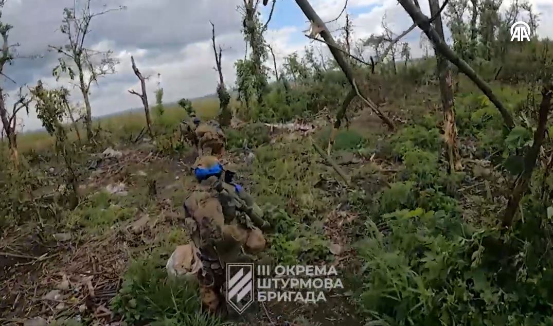 Rus ve Ukrayna askerlerinin sıcak çatışma anları bu türlü kaydedildi