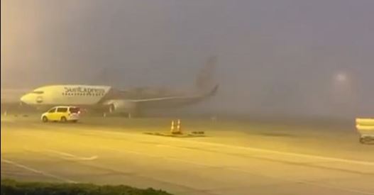 Antalya'da Nem Bulutları Nedeniyle Uçaklar Pisti Pas Geçti