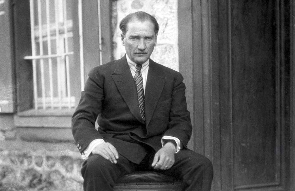 Atatürk'ün hiç görmediğiniz yeni imgeleri yayımlandı