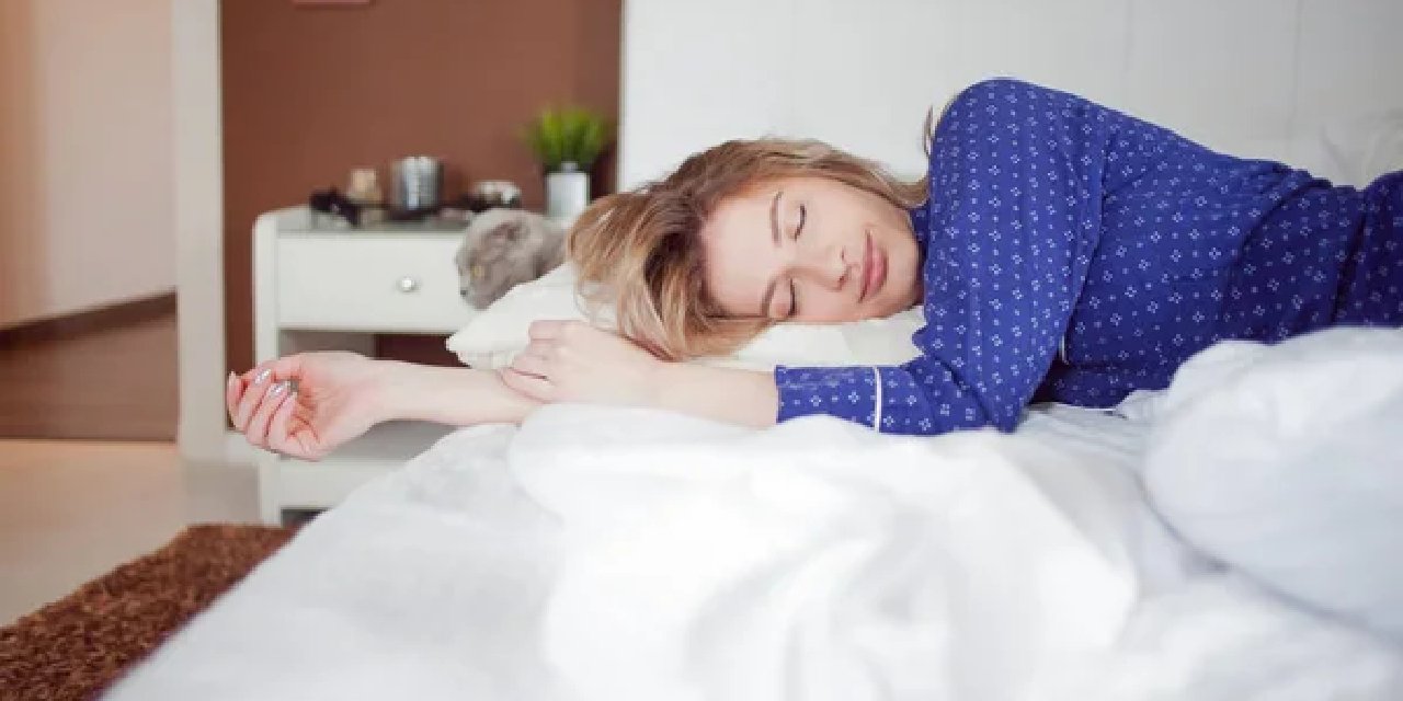 Bilim adamları uyumanıza yardımcı olan akıllı pijamalar geliştiriyor